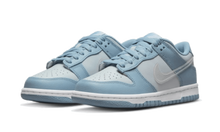 DUNK LOW CLEAR SWOOSH