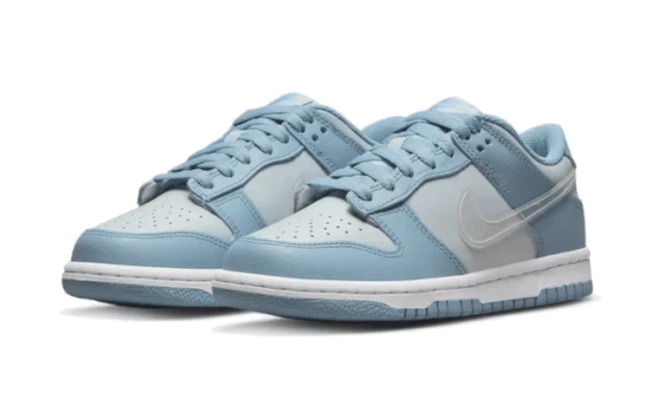 DUNK LOW CLEAR SWOOSH