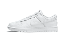 DUNK LOW TRIPLE WHITE (2021)