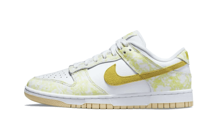 DUNK LOW YELLOW STRIKE