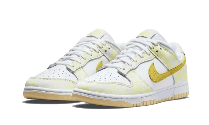 DUNK LOW YELLOW STRIKE