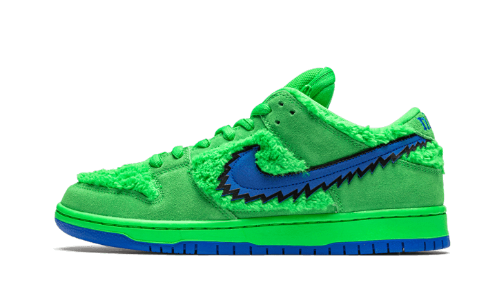 SB DUNK LOW GRATEFUL DEAD BEARS GREEN